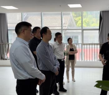 省委社工部调研雅安市群团中心